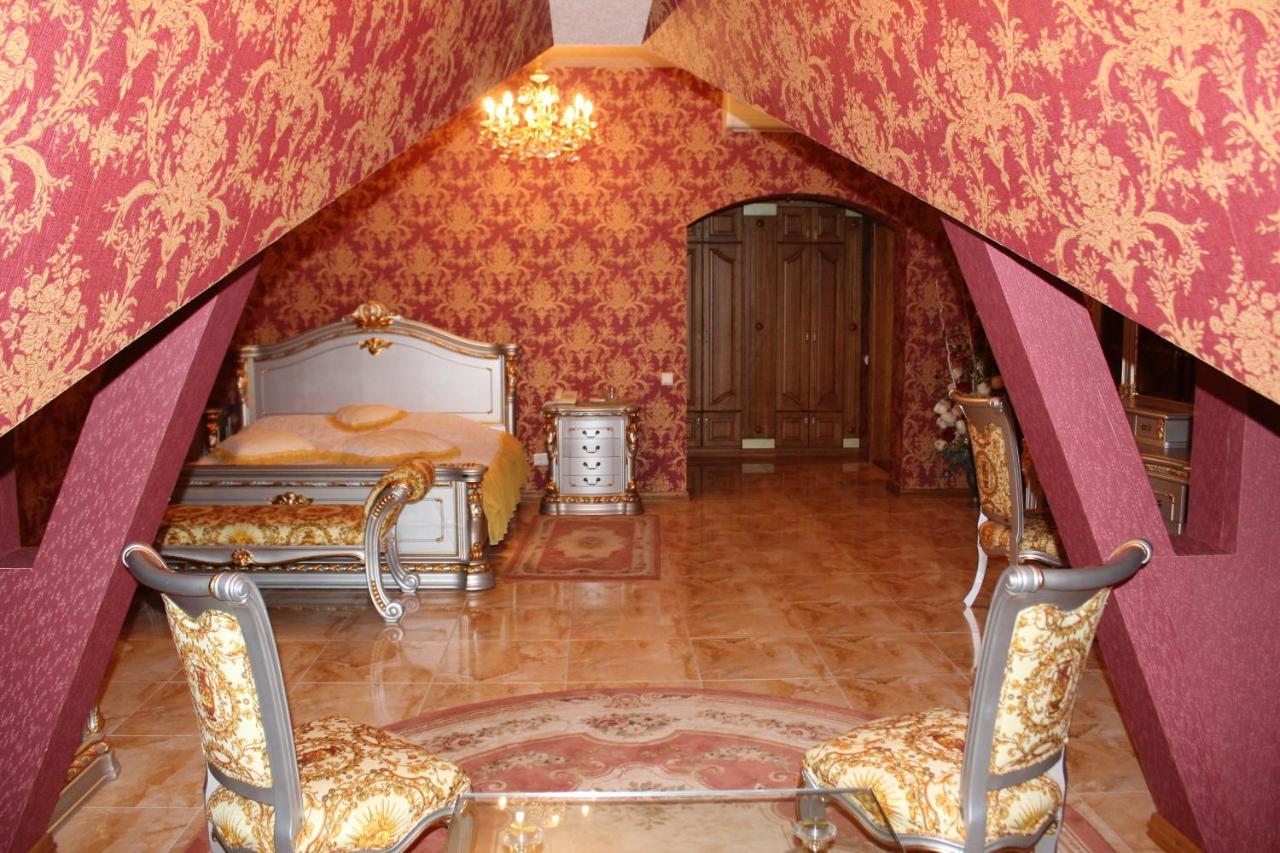Ceasar Hotel Mykolaiv Exterior photo