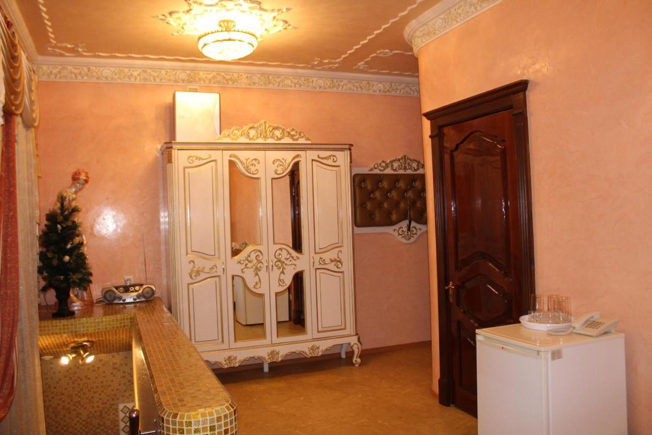 Ceasar Hotel Mykolaiv Exterior photo